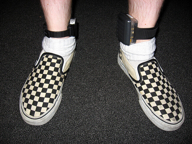 Drunken drivers may get ankle bracelets that monitor sweat for alcohol